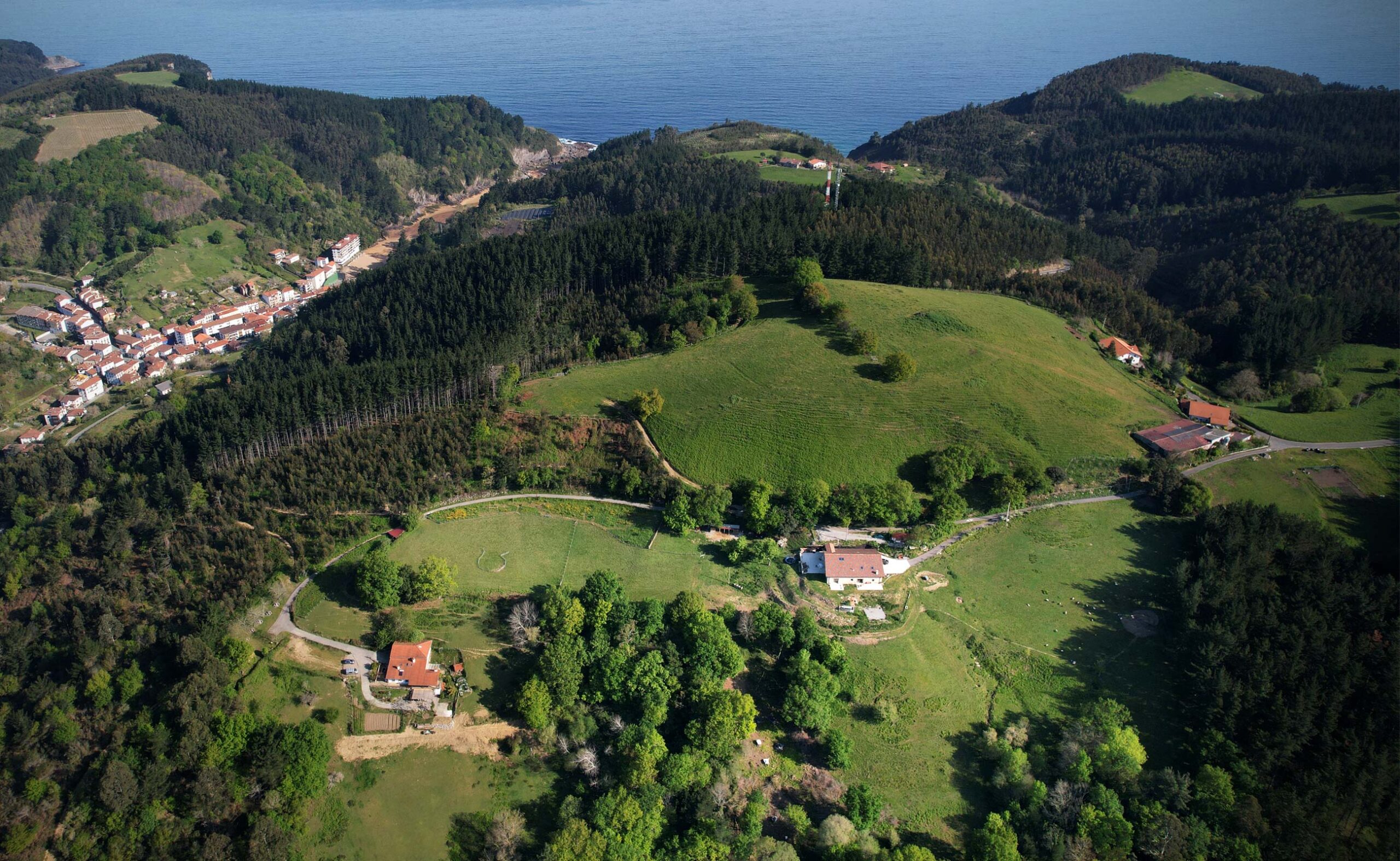 Olabe - Basque Country farmhouse, hostel and cultural event space